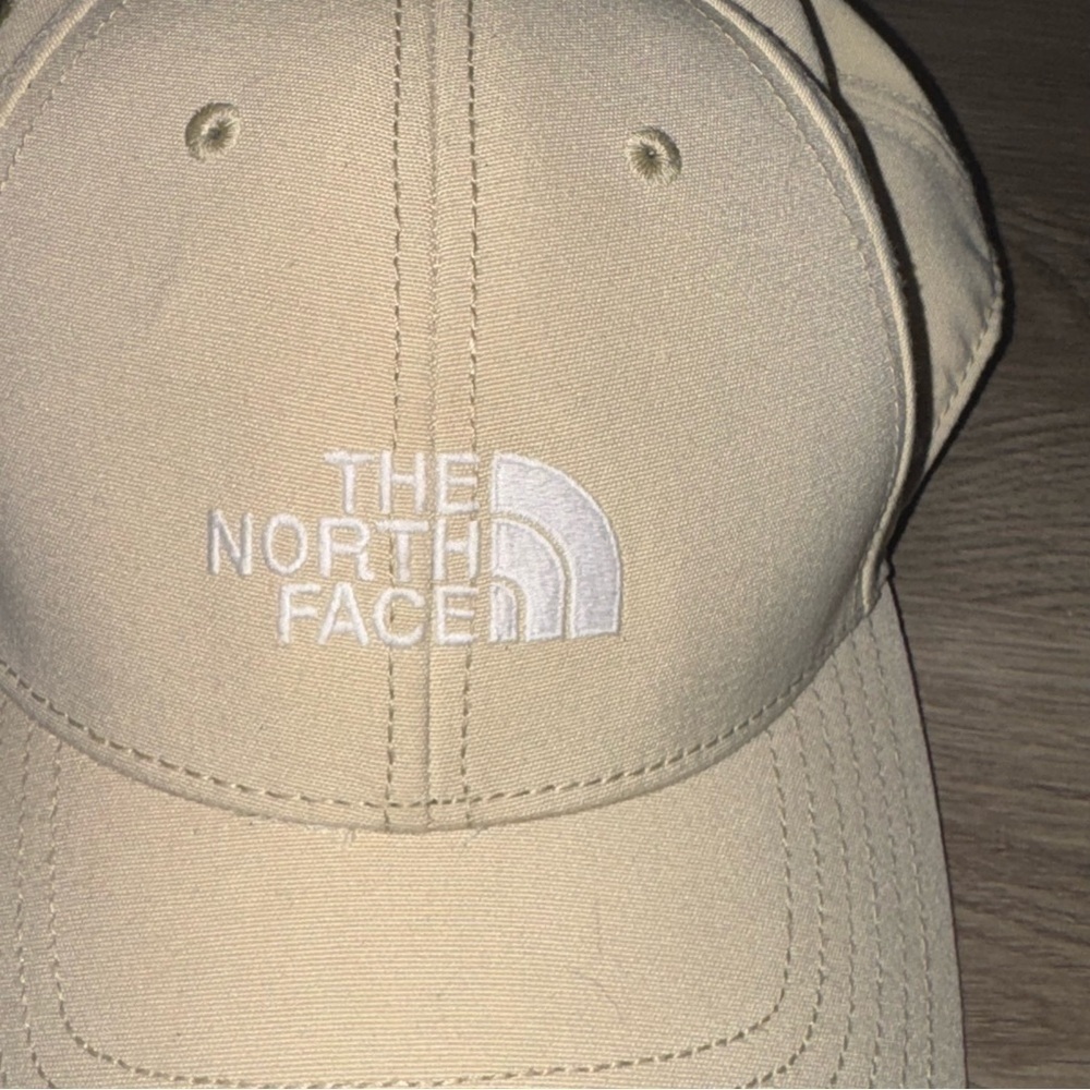 The North Face Light Tan Logo Hat - Picture 3 of 9